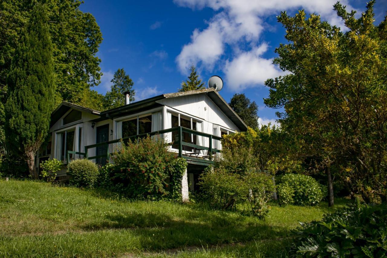 Población Lago Ranco Hotel Y Cabanas Puerto Nuevo מראה חיצוני תמונה